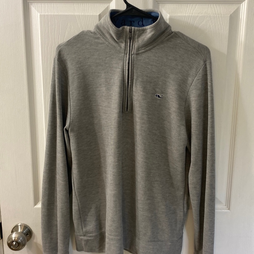 Vineyard Vines. Quarter zip shirt. Men’s XS. Gray.